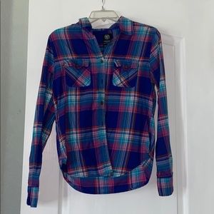 American Eagle Long Sleeve Button up Flannel